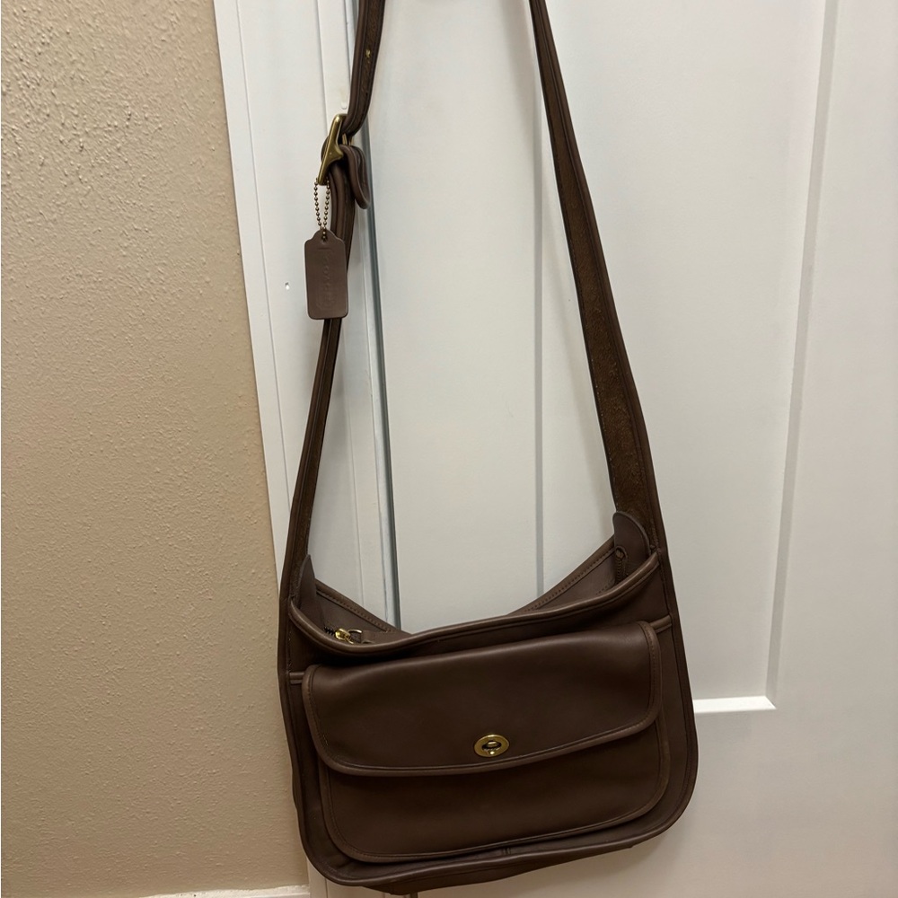 Coach Vintage Taft Brown Leather Shoulder Bag